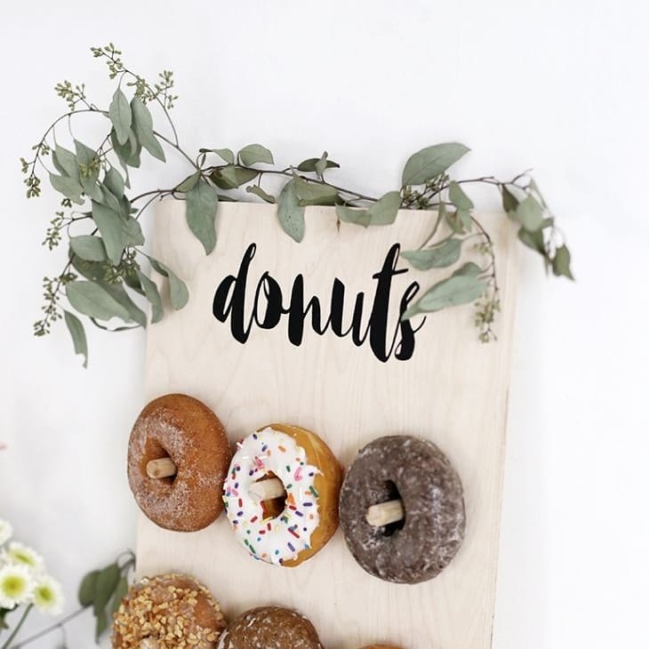 Expositor en madera para Donuts